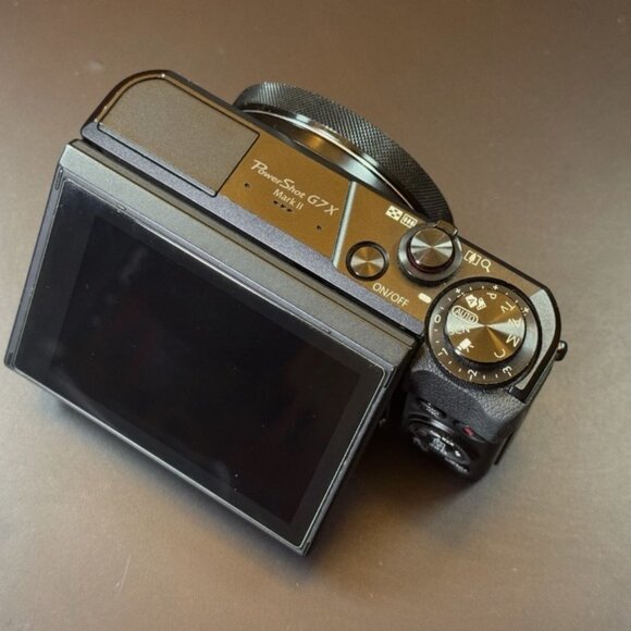 Canon PowerShot G7X Mark II, 20.1MP Digital Camera , Black, Excellent Conditio - Picture 3 of 8